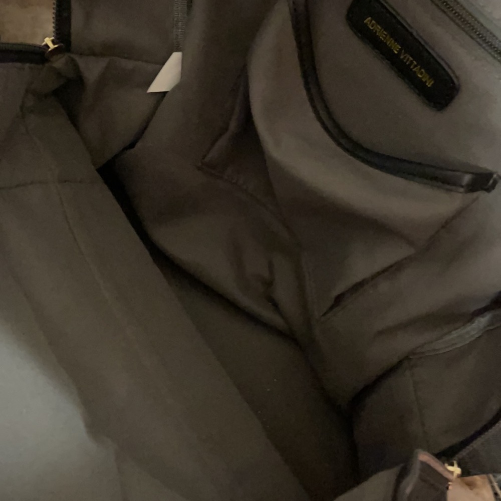 Backpack - Picture 3 of 4